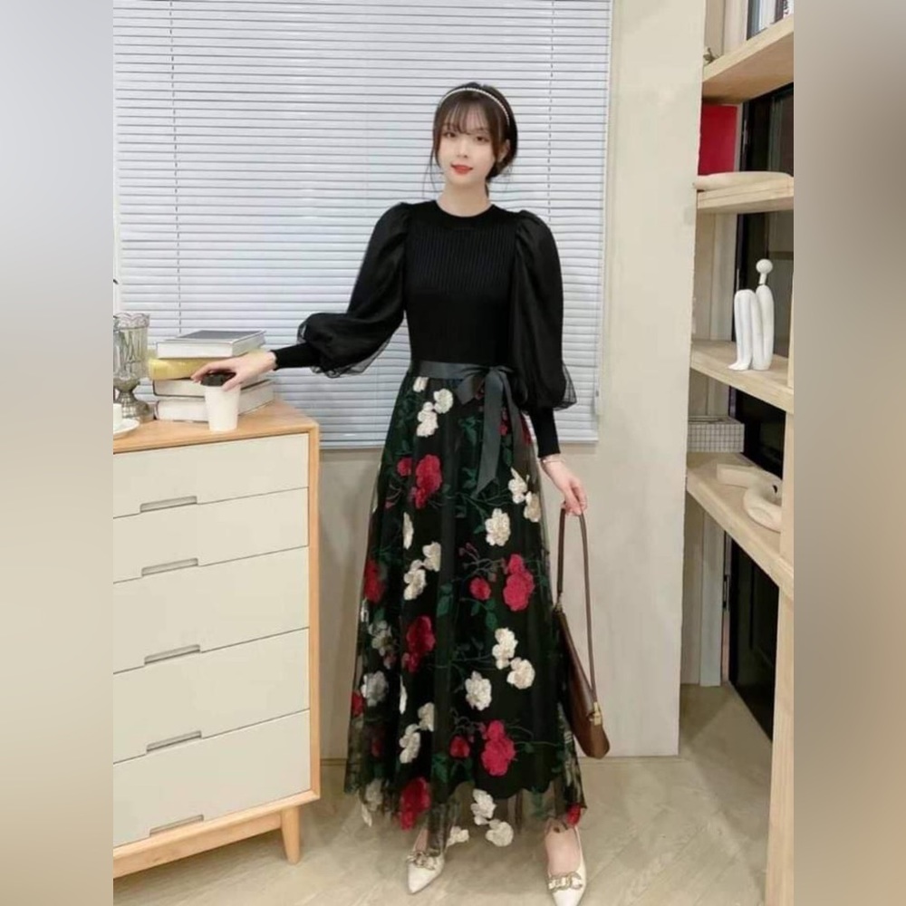 Brand New Floral Elegant Dress